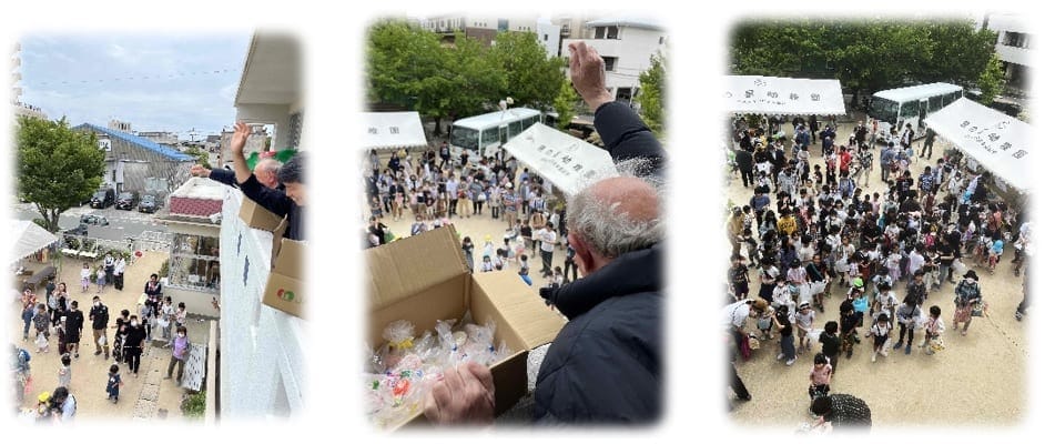 大盛況のお餅蒔きの様子